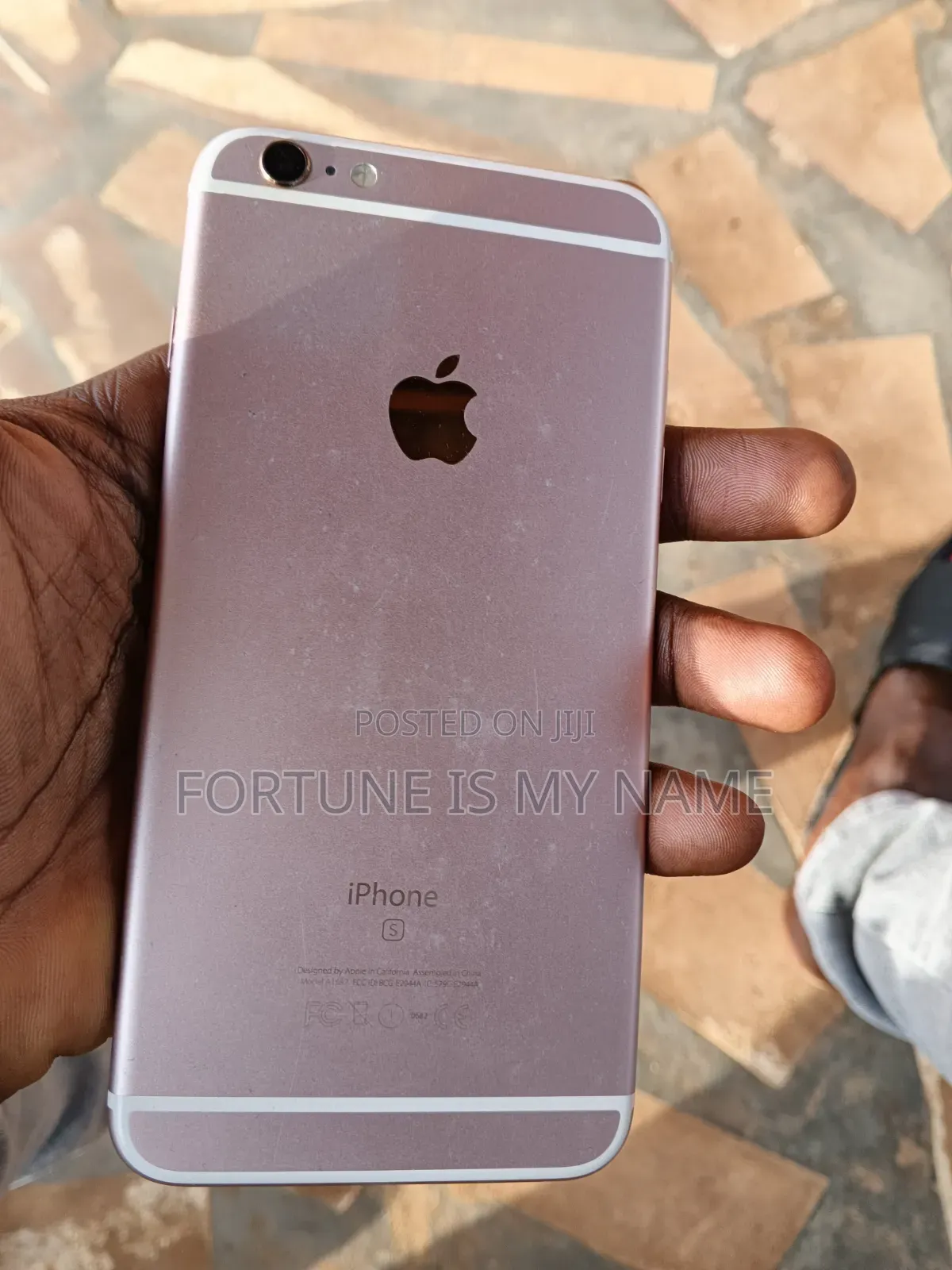 Apple iPhone 6s Plus 64 GB Gold