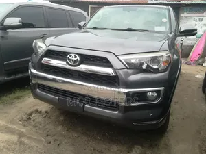 Toyota 4-Runner Limited 4x4 2018 Gray