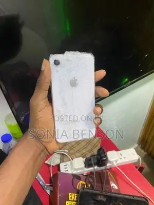 Apple iPhone XR 128 GB Red