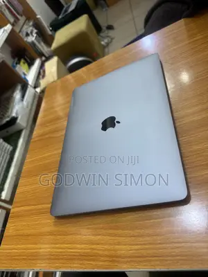 Laptop Apple MacBook Pro 2017 16GB Intel Core i5 SSD 256GB