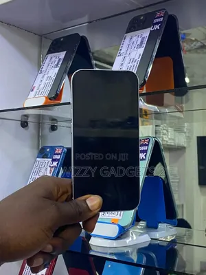 Apple iPhone 15 256 GB White