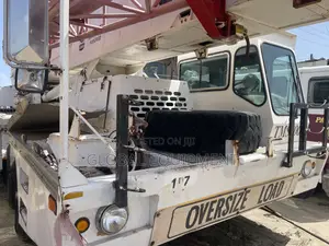 80 TONS Grove Crane