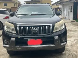 Toyota Land Cruiser Prado 2010 Black