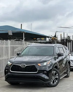 Toyota Highlander 2021 Black