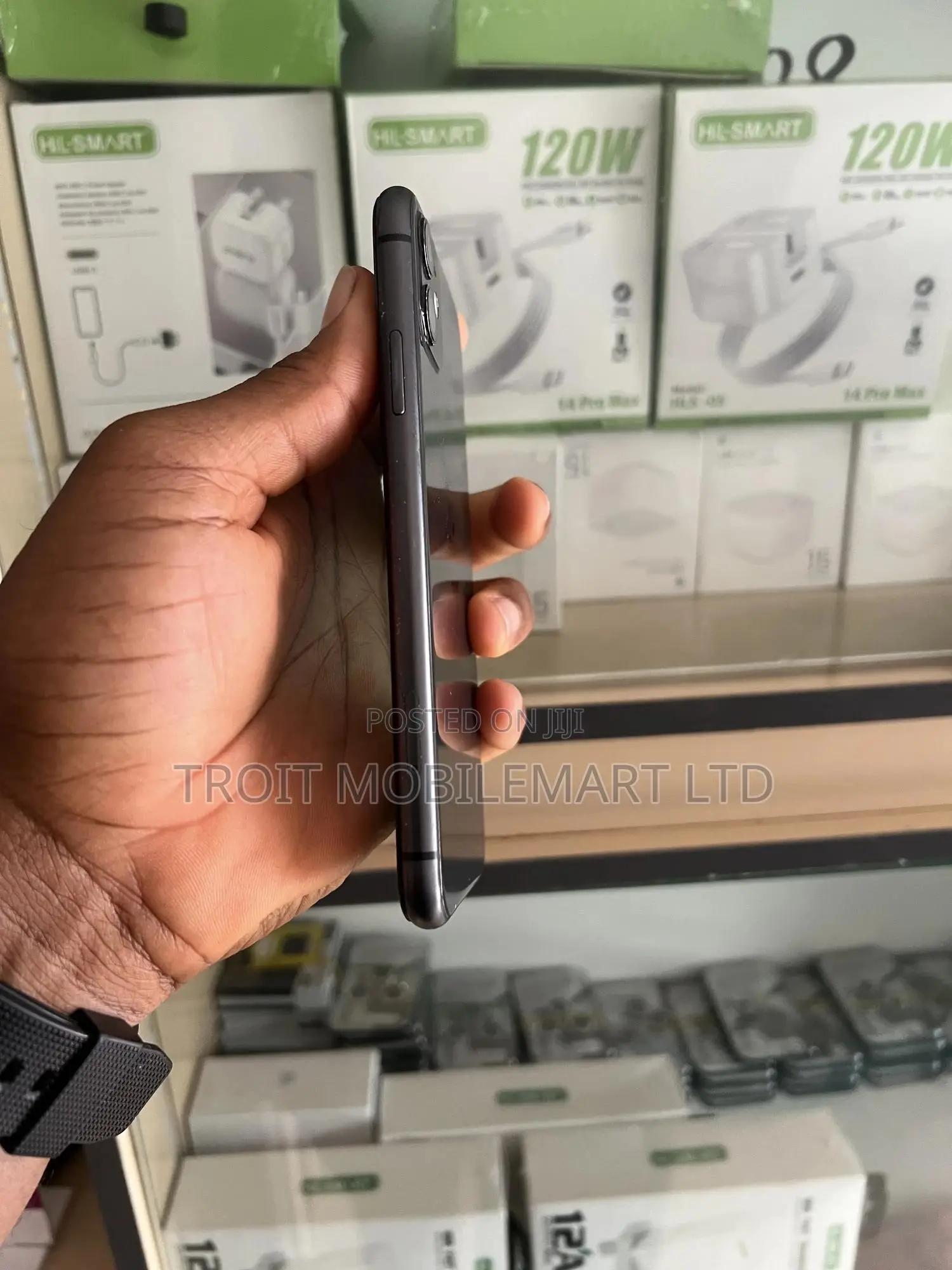 Apple iPhone 11 64 GB Black