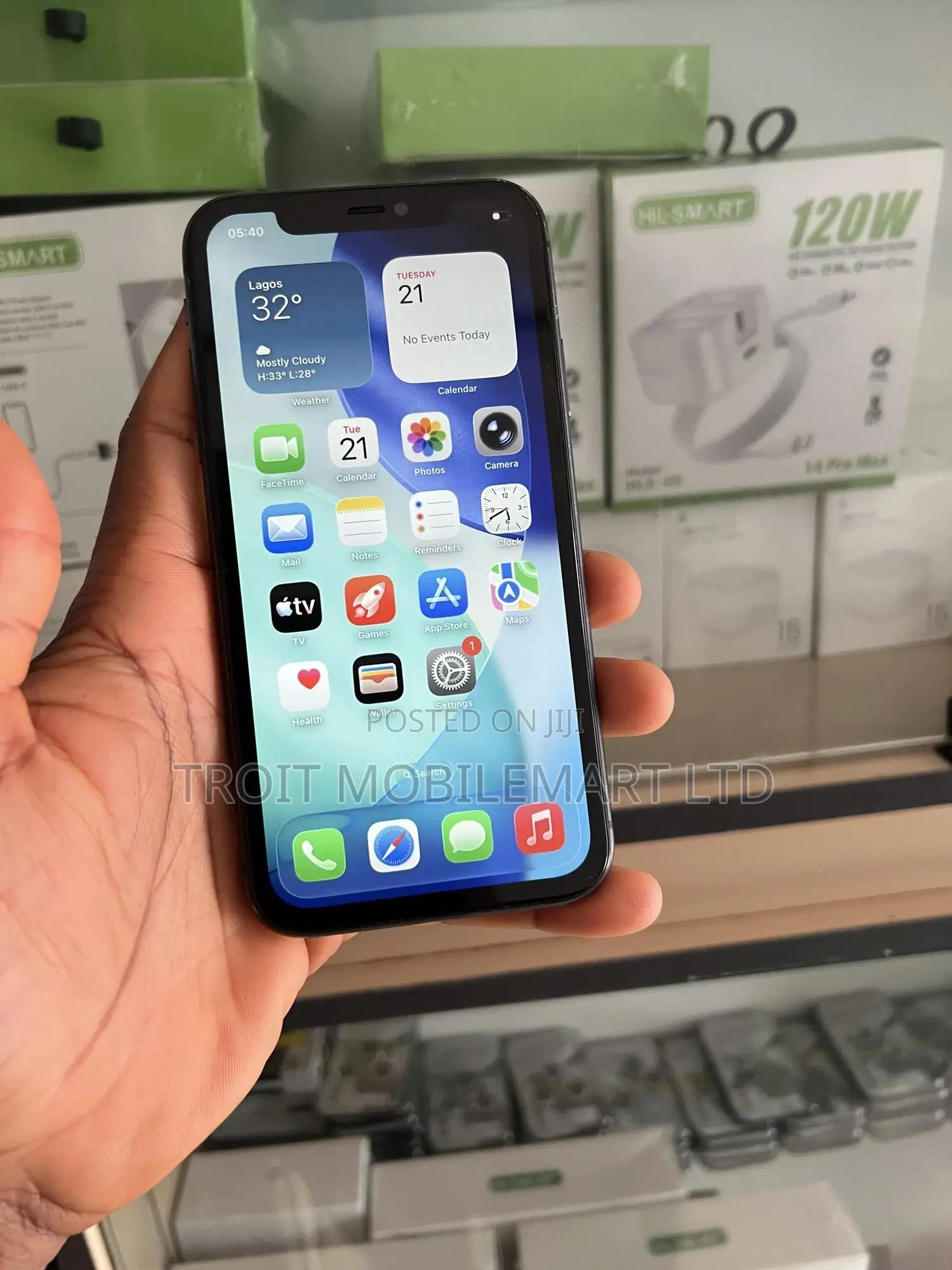 Apple iPhone 11 64 GB Black