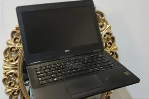 Laptop Dell Latitude 14 E7470 16GB Intel Core i7 HDD+SSD 256GB