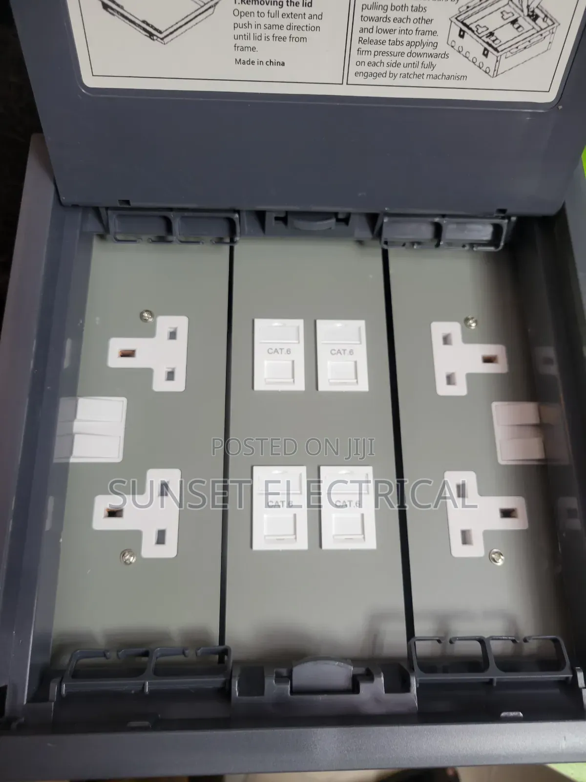 Ground Box With 4 Socket With 4 Data