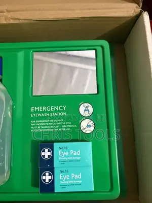 Reliwash Eye Wash Station Containing Two 500ml Sterile