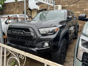Toyota Tacoma 2020 Black