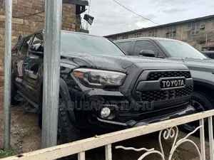 Toyota Tacoma 2020 Black