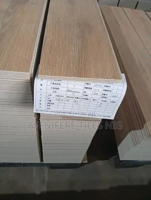 SPC Laminate Wooden Floor