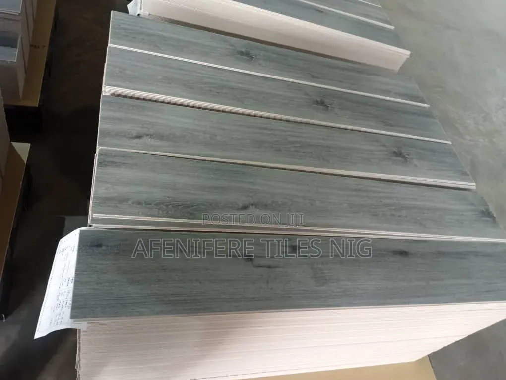SPC Laminate Wooden Floor