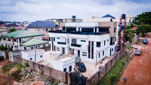 Furnished 5bdrm Maisonette in New Haven, Enugu for sale