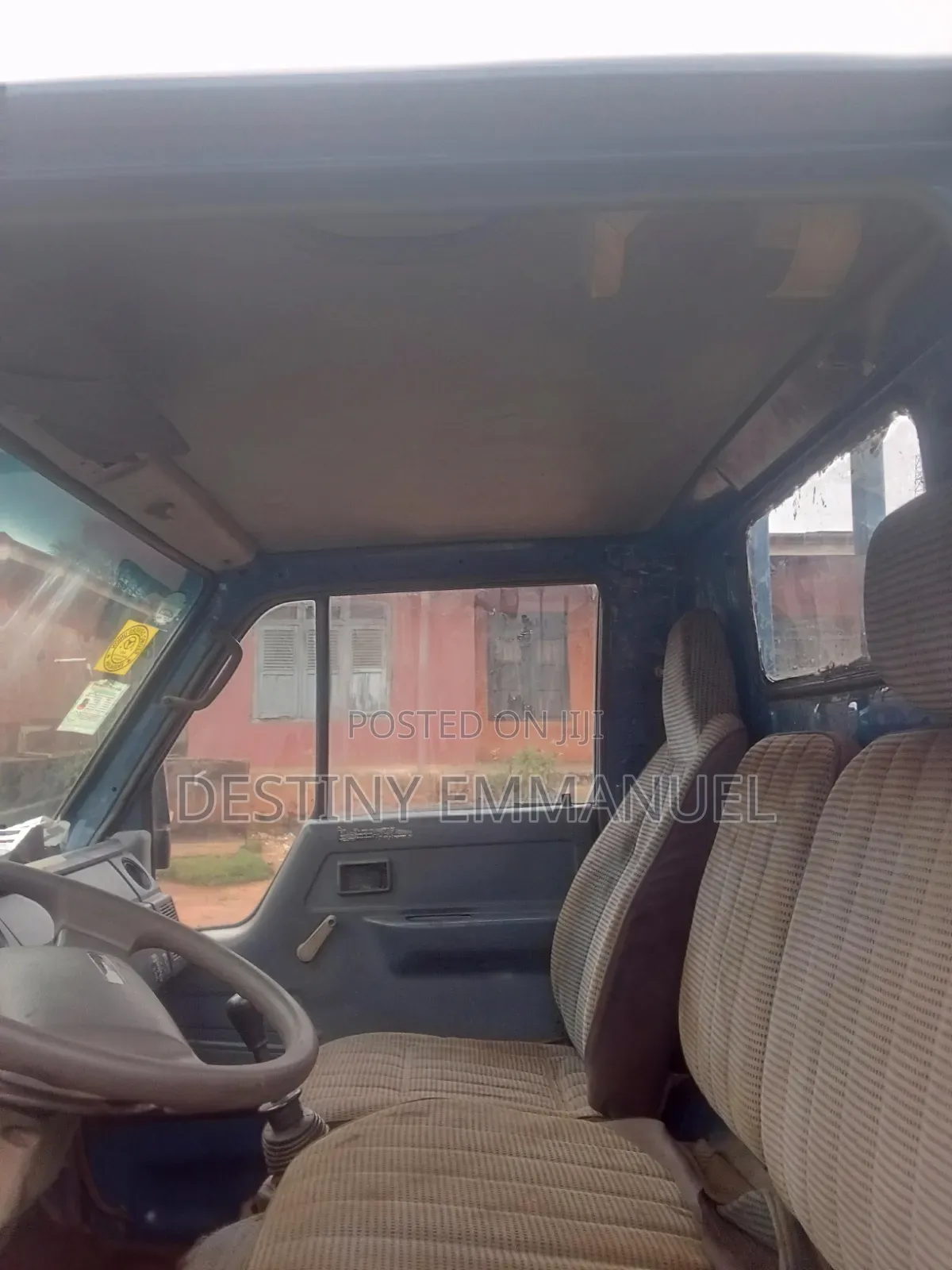Toyota HiAce 2002 Blue