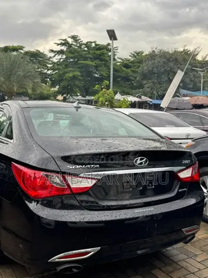 Hyundai Sonata 2013 Black