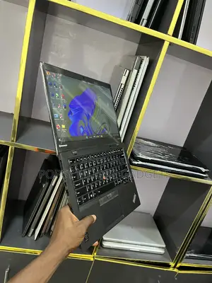 Laptop Lenovo ThinkPad X250 8GB Intel Core i7 HDD 750GB