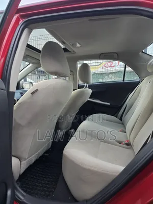 Toyota Corolla 2013 Red
