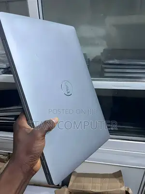 Laptop Dell Latitude 5510 16GB Intel Core i7 SSD 256GB
