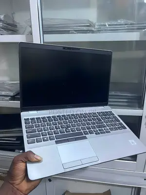 Laptop Dell Latitude 5510 16GB Intel Core i7 SSD 256GB