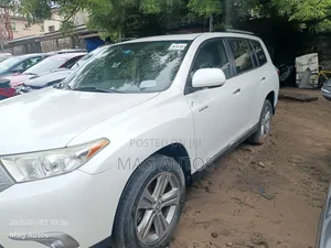 Toyota Highlander 2012 White