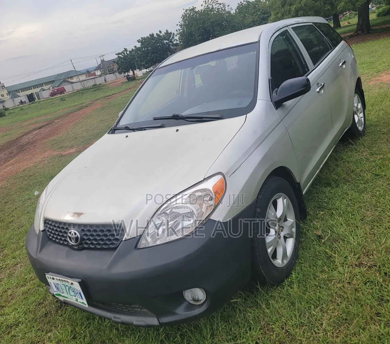 Toyota Matrix 2004 Silver
