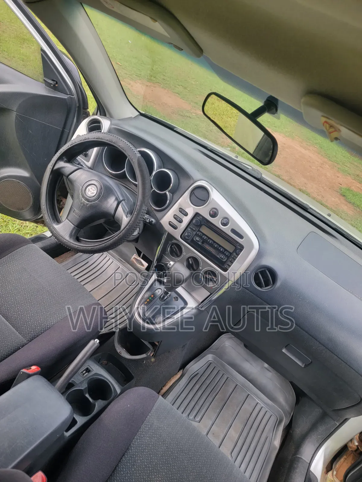 Toyota Matrix 2004 Silver