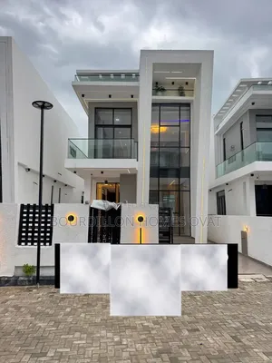 5bdrm Duplex in Lekki Phase 1 for sale