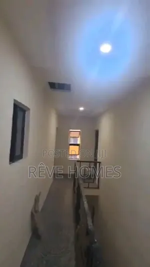 2bdrm Block of Flats in Pedro for rent
