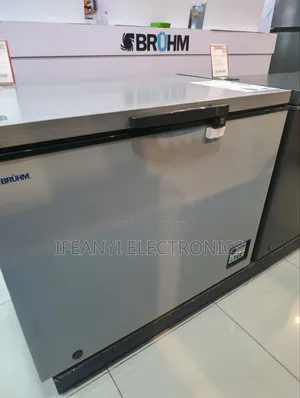 Lg Chest Freezer