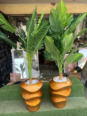 Unique Gold Fiber Potted Realistic Plant