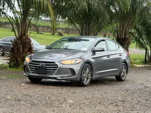 Hyundai Elantra Sport Sedan FWD (1.6L 4cyl 6M) 2017 Gray