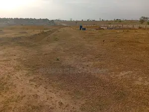 300sqm Estsate Land