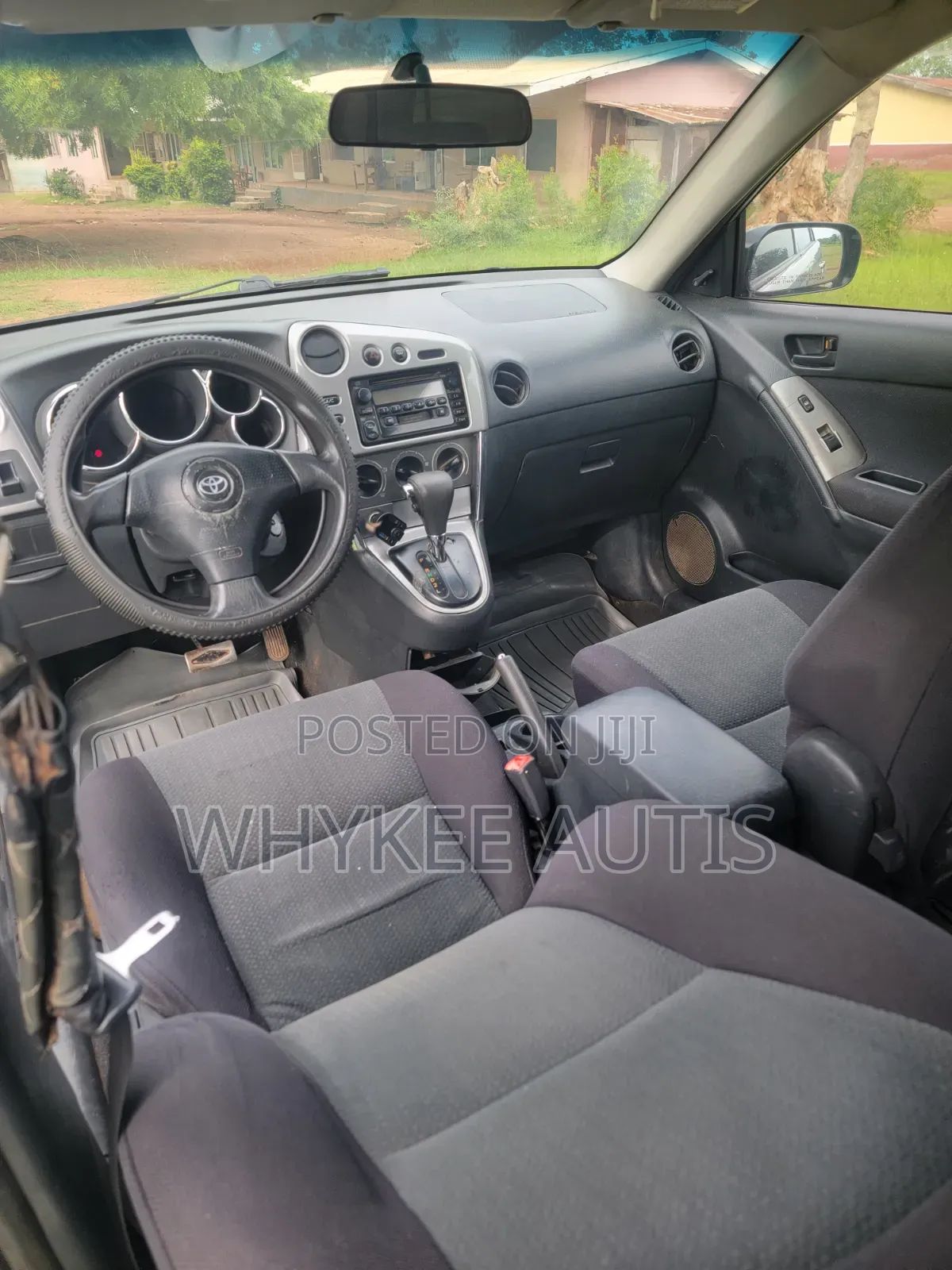 Toyota Matrix 2004 Silver