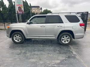 Toyota 4-Runner 2010 Silver