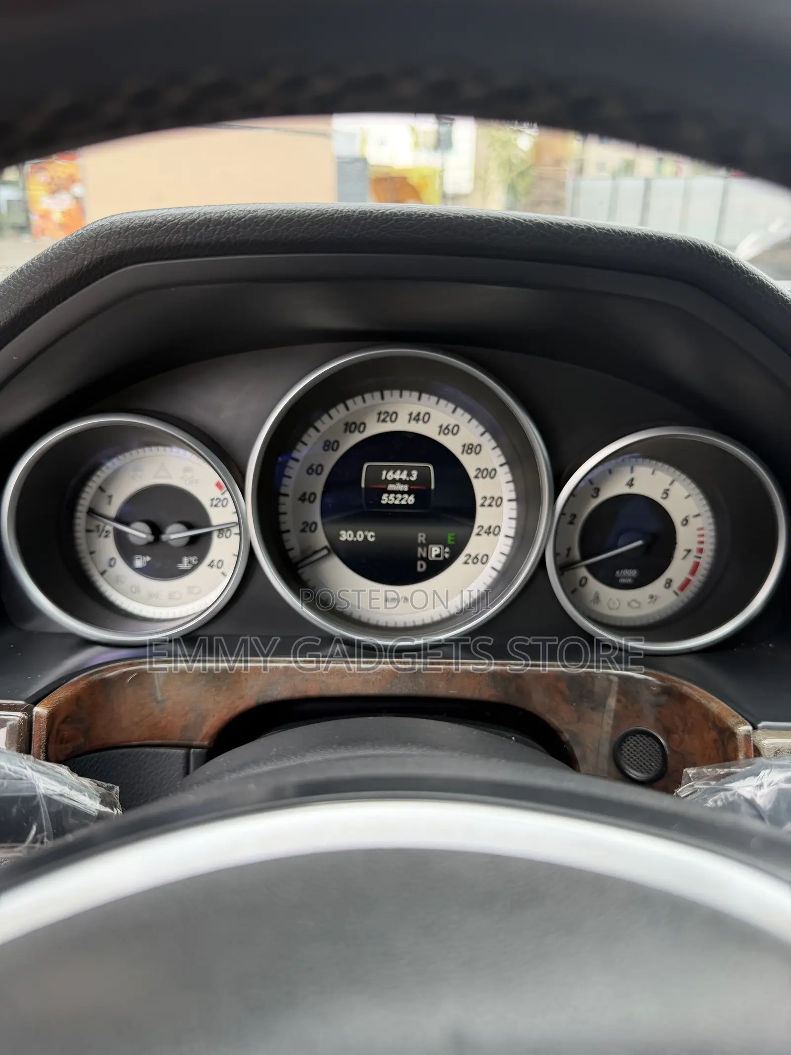 Mercedes-Benz E350 2015 Brown