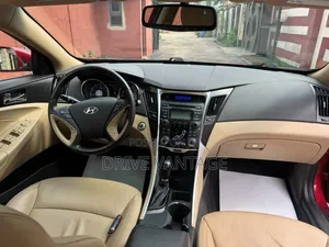 Hyundai Sonata 2012 Red