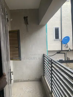 2bdrm Block of Flats in Okota for rent