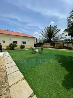 Furnished 2bdrm Block of Flats in Private Estate Lekki for rent