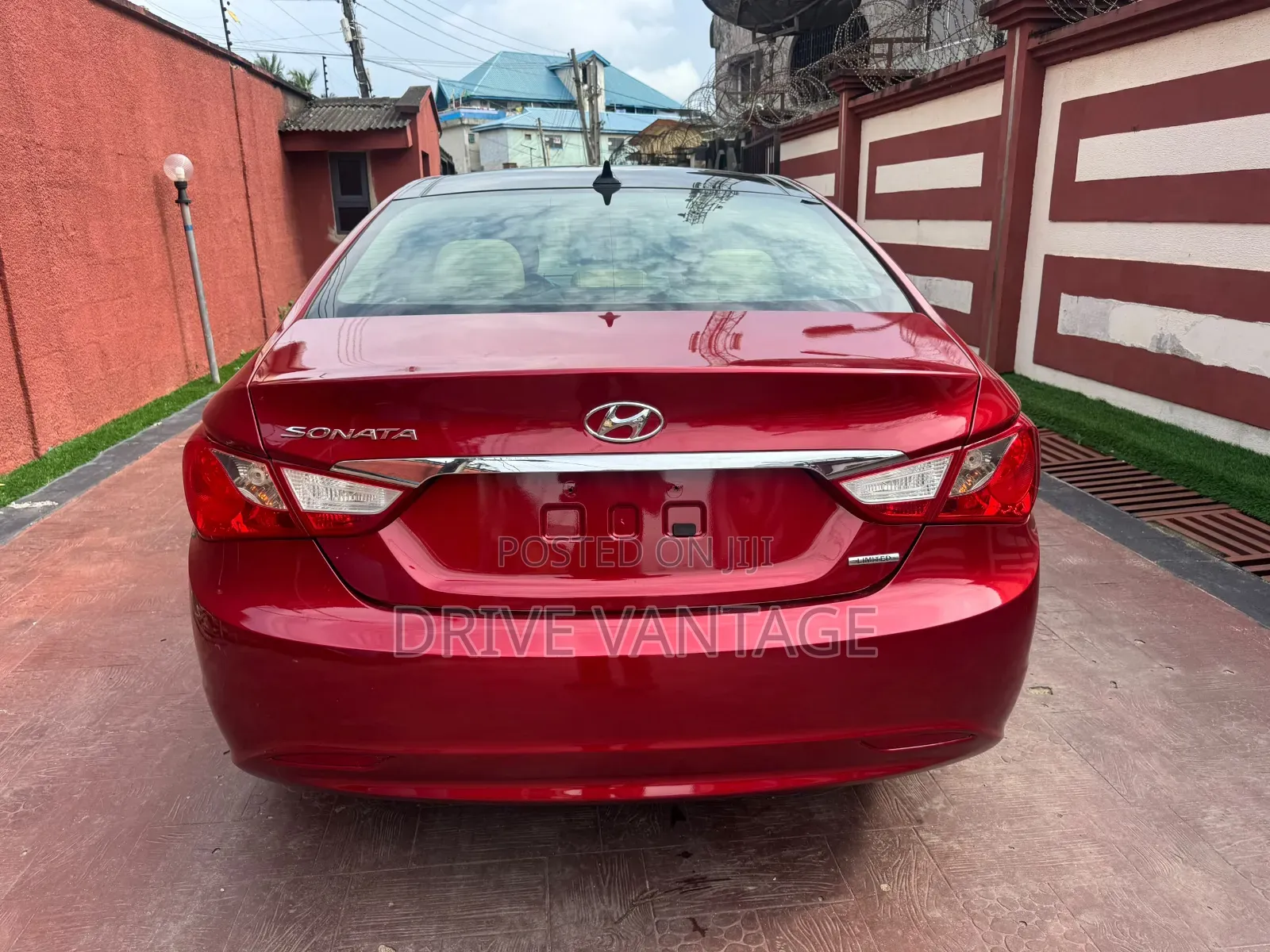 Hyundai Sonata 2012 Red