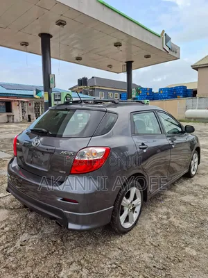 Toyota Matrix S Hatchback AWD (2.4L 4cyl 4A) 2010 Gray