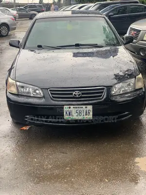 Toyota Camry LE 4dr Sedan (2.4L 4cyl 5M) 2002 Black
