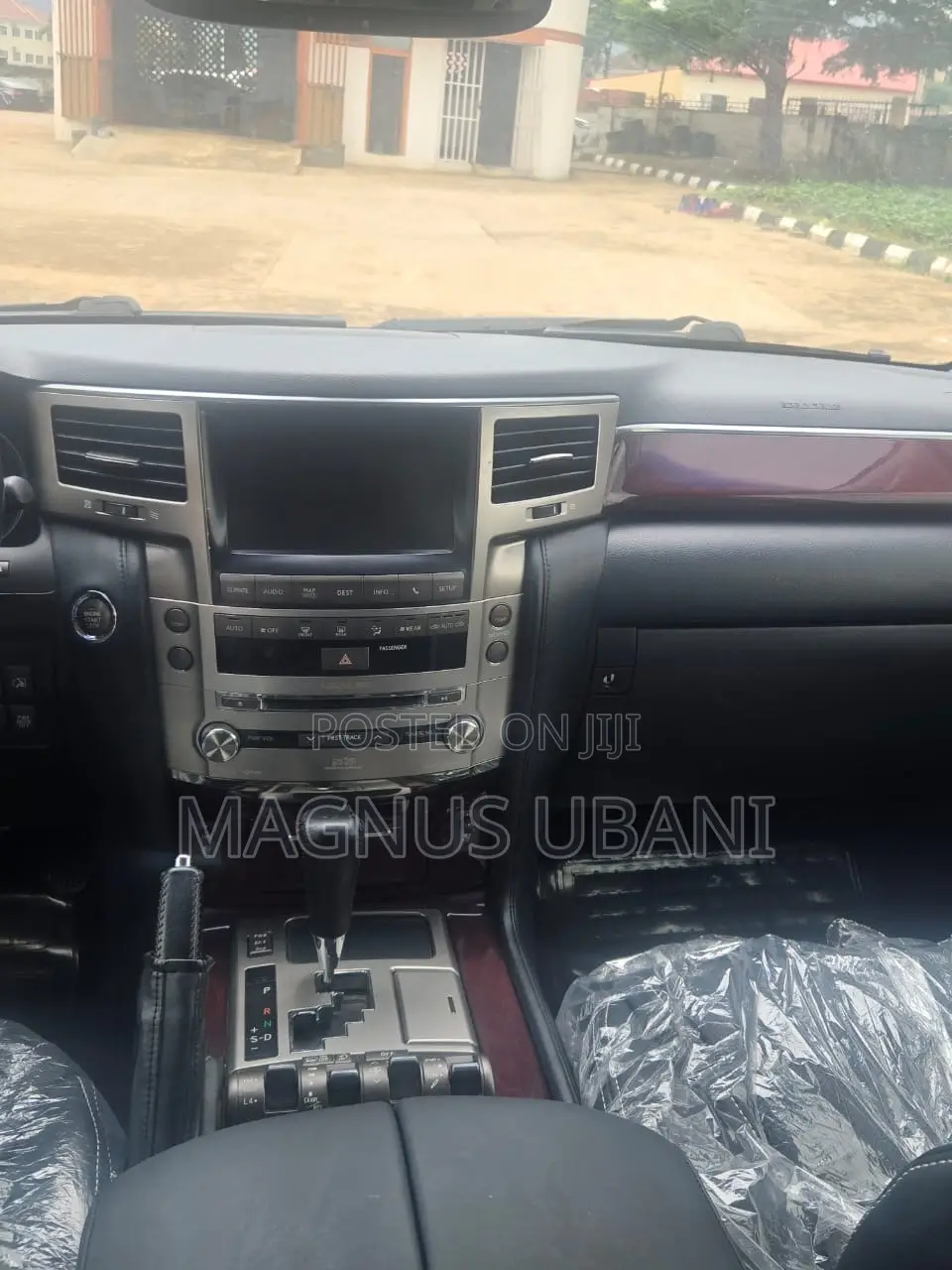 Lexus LX 570 AWD 2014 Black