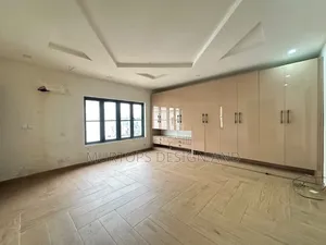 4bdrm Townhouse / Terrace in Ikate for rent