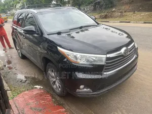 Toyota Highlander 2015 Black