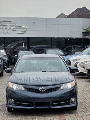 Toyota Camry 2014 Blue