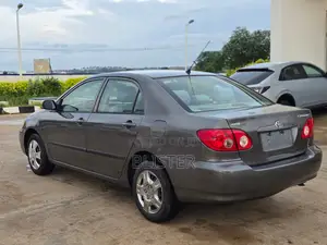Toyota Corolla 2007 Gray