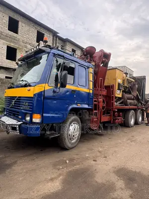 We Load and Unload Heavy Equipment