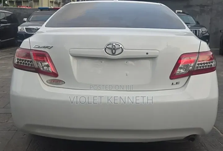 Toyota Camry 2010 White
