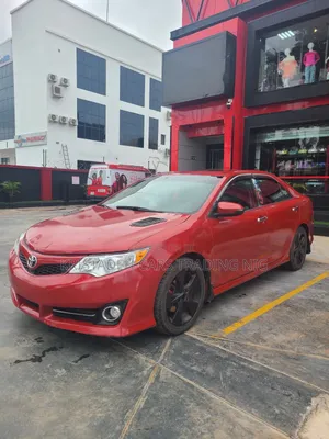Toyota Camry 2013 Red